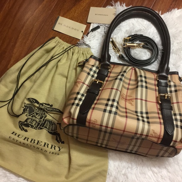 Burberry Handbags - 🎉SALE🎊💯%Authentic BURBERRY Haymarket northfield